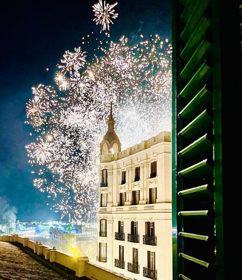 Place De La Mairie Alicante Exterior photo